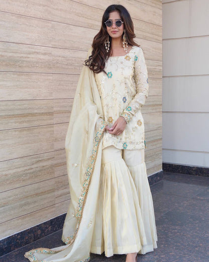 Radiate Beauty with Traditional Charm